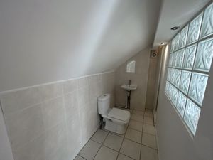 Photo 9- click for photo gallery